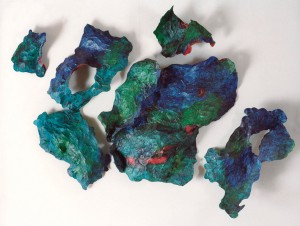 Islas soñando un concierto. Alambre y papel. 170x120cm. Año 1991