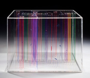 Homenaje I. Hilo y cuentas. Técnica personal. 35x20x25cm. Año 2009 Homenaje I. Hilo y cuentas. Técnica personal. 35x20x25cm. Año 2009