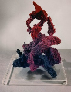 Movimiento de danza. Alto lizo. Lana. 40x40x50cm. Año 1985